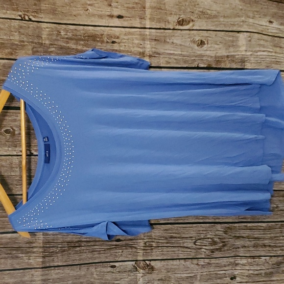 Cold shoulder blouse - Picture 2 of 5